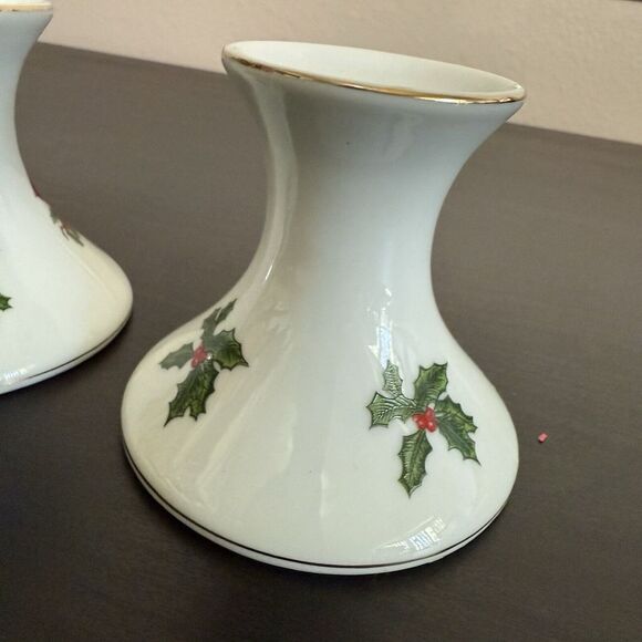 (2) Vintage Lefton Porcelain Winter Candleholders Cardinals & Holly Numbered - Picture 9 of 16